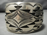 Magnificent Vintage Navajo Sterling Silver Native American Bracelet Old-Nativo Arts