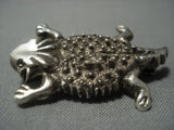 Marvelous Vintag Navajo Toad Sterling Native American Jewelry Silver Ben Yazzie Pin-Nativo Arts