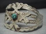 Marvelous Vintage Native American Jewelry Navajo Green Turquoise Sterling Silver Bracelet Old Cuff-Nativo Arts