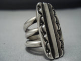 Marvelous Vintage Navvajo Sterling Silver Elv Bill Ring Old-Nativo Arts