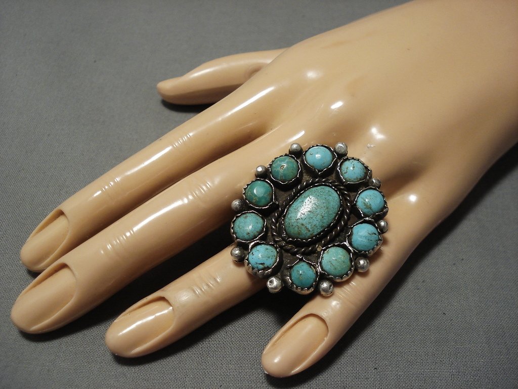 Museum Huge Vintage Native American Navajo Satellite Turquoise Snake E ...