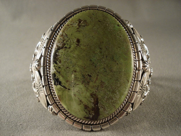 One Of The Finest Vintage Navajo Gaspeite Native American Jewelry Silver Bracelet-Nativo Arts