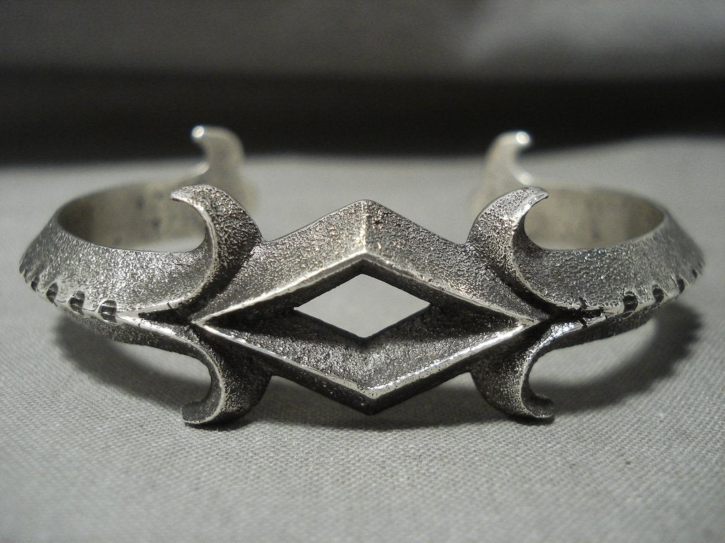 Rare Navajo Aaron Anderson Tufa Casted Native American Jewelry