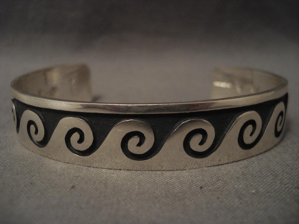 Rare Vintage Hopi Native American Jewelry Silver Overlay Wave