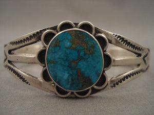 Stgunning Vintage Navajo 'Global Turquoise' Native American Jewelry Silver Bracelet Old-Nativo Arts