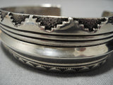 Striking Vintage Navajo Sterling Silver Native American Bracelet Old-Nativo Arts