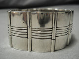 Stunning Vendever Vintage Native American Navajo Sterling Silver Bracelet Old-Nativo Arts