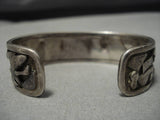 Textured Float And Spine Vintage Native American Zuni Sterling Silver Bracelet Old-Nativo Arts