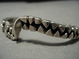 Thick And Heavy!! Vintage Native American Navajo Sterling Silver Naitve American Bracelet Old-Nativo Arts