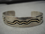 Tremendous Vintage Native American Navajo 14k Gold Windy Wave Sterling Silver Bracelet Old-Nativo Arts